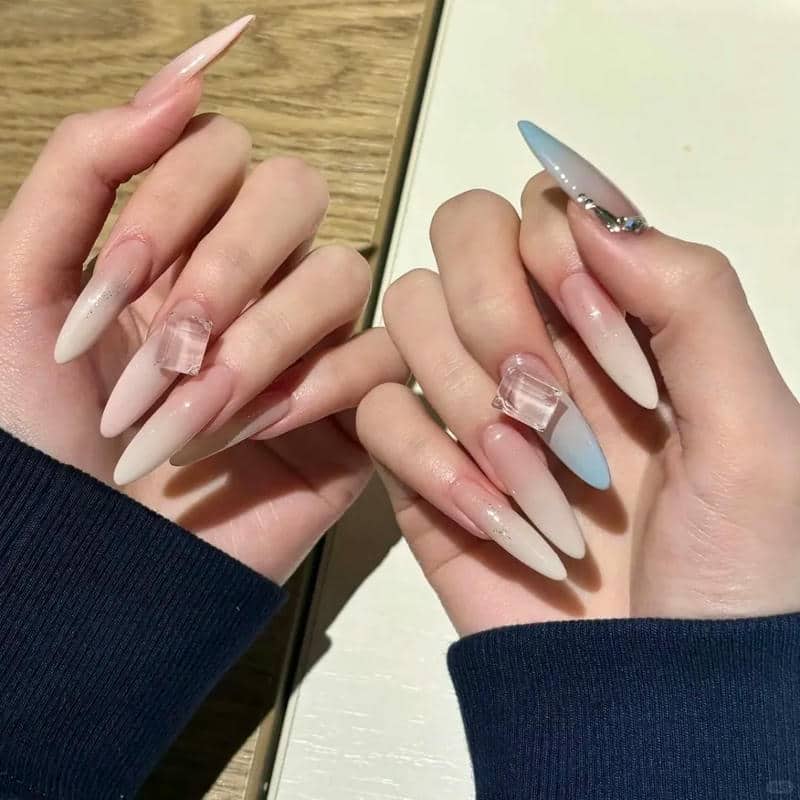 nail 2 màu (14)