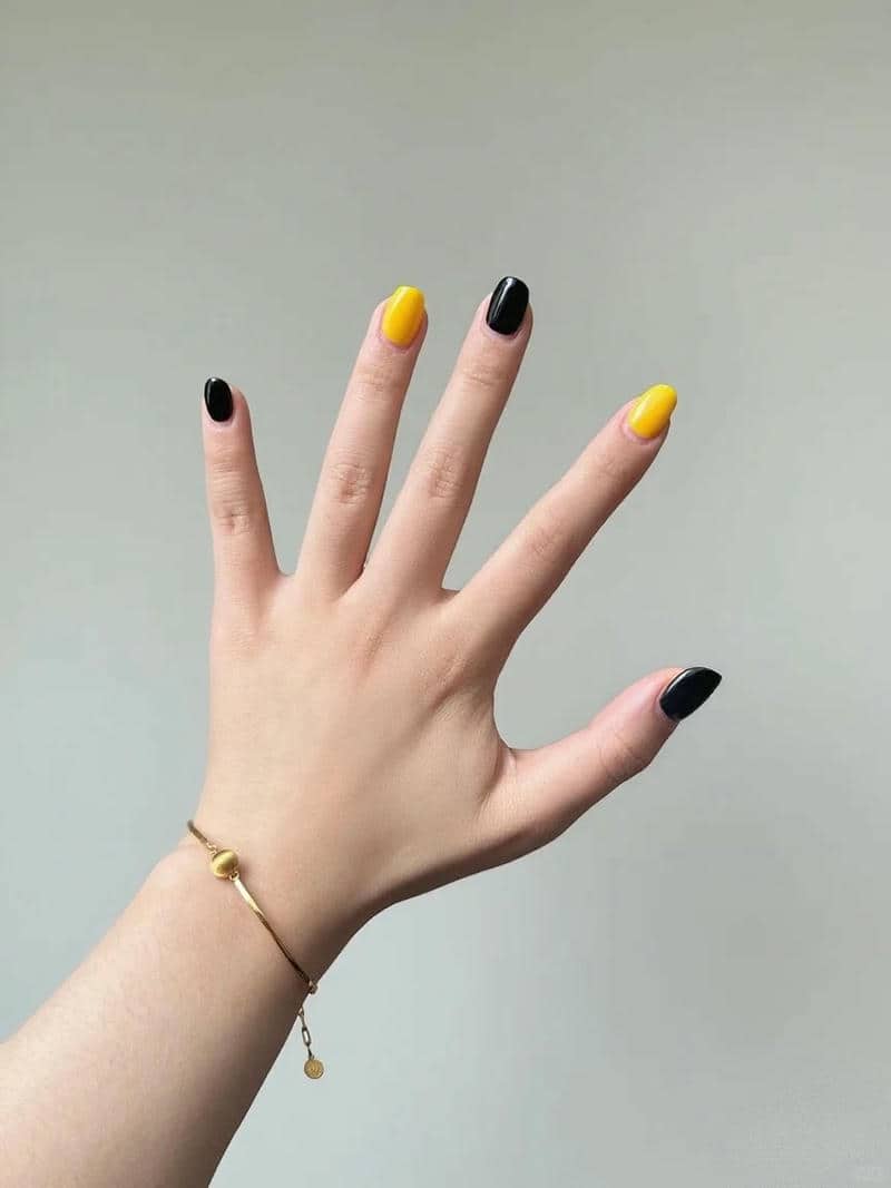 nail 2 màu (40)