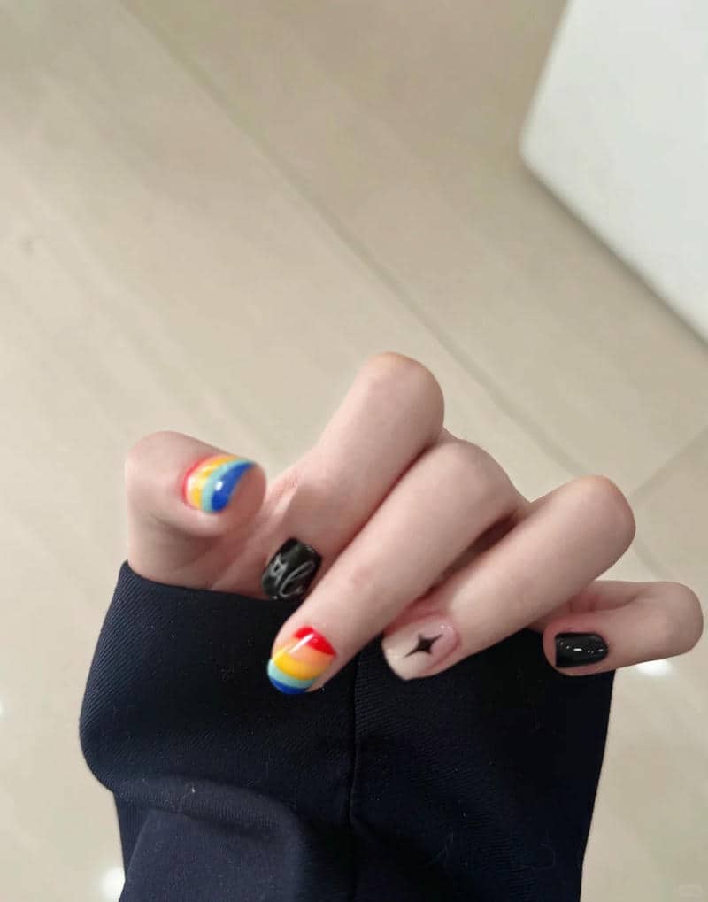 nail cầu vòng (1)