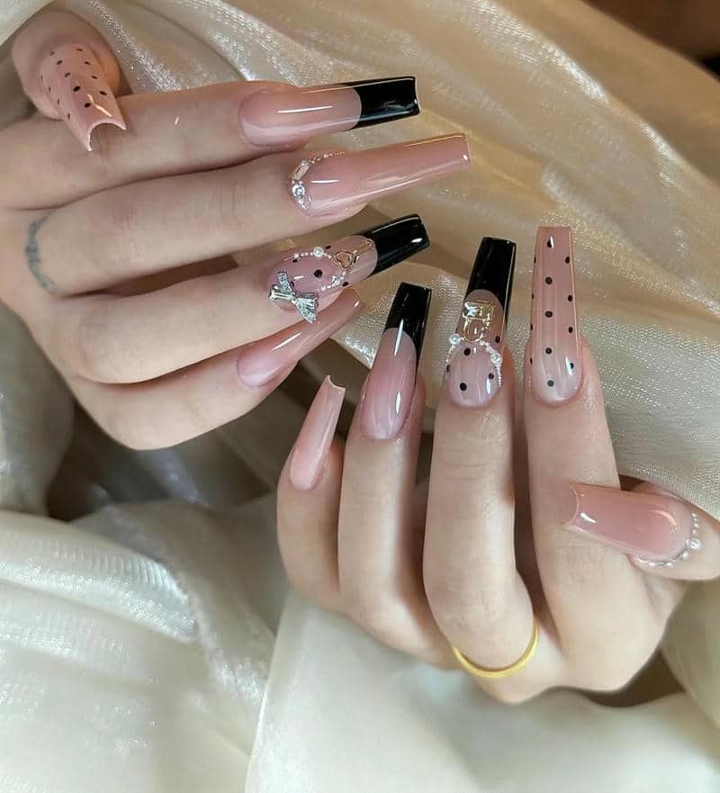 nail chấm bi (12)