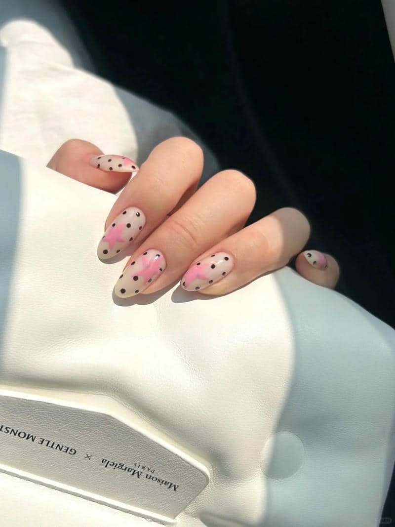 nail chấm bi (13)