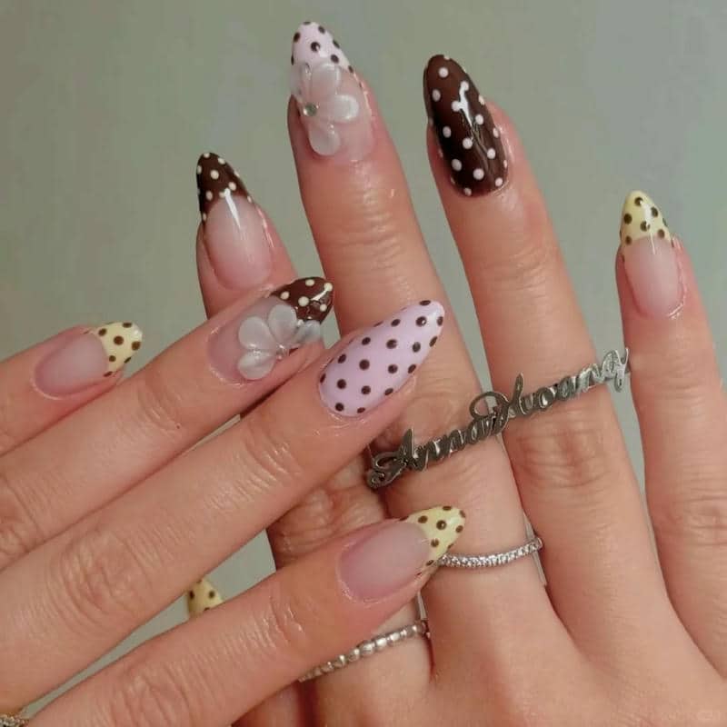nail chấm bi (20)