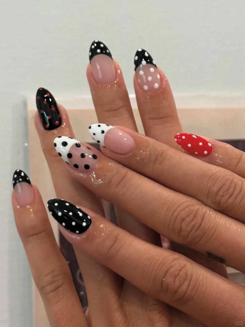 nail chấm bi (29)
