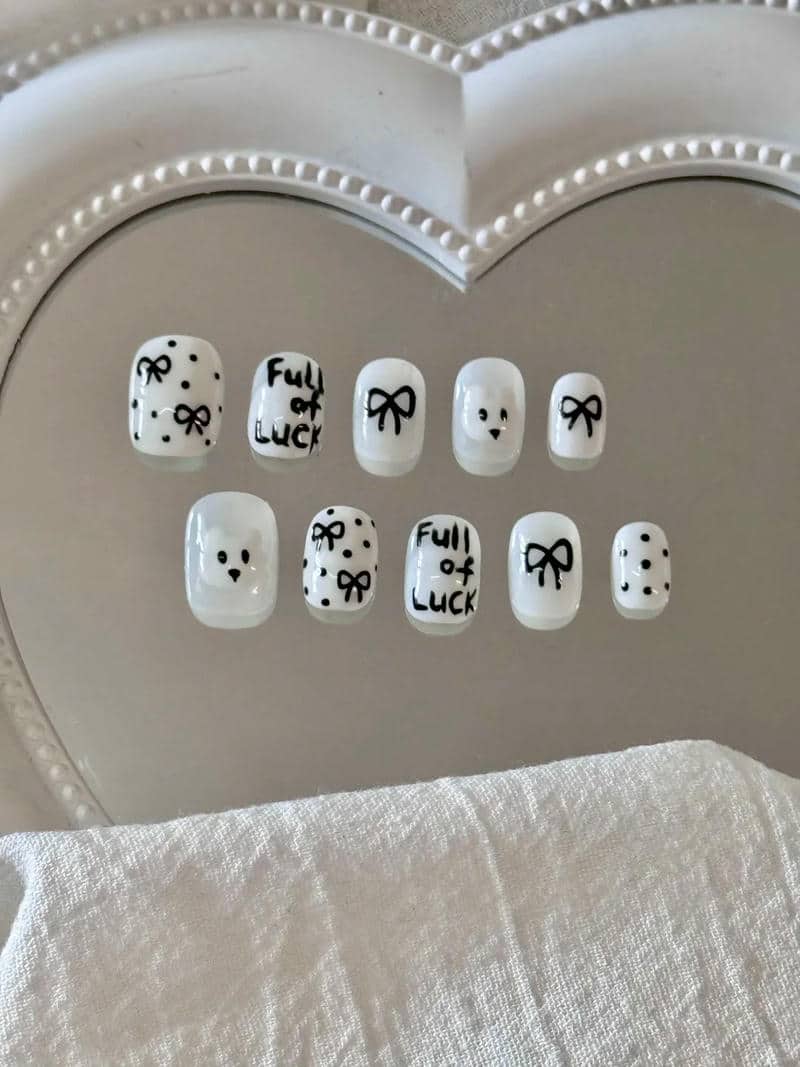 nail chấm bi (7)