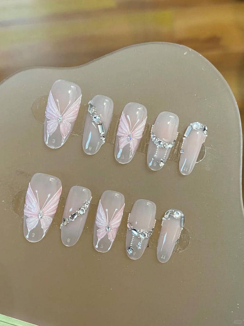 nail con bướm (11)