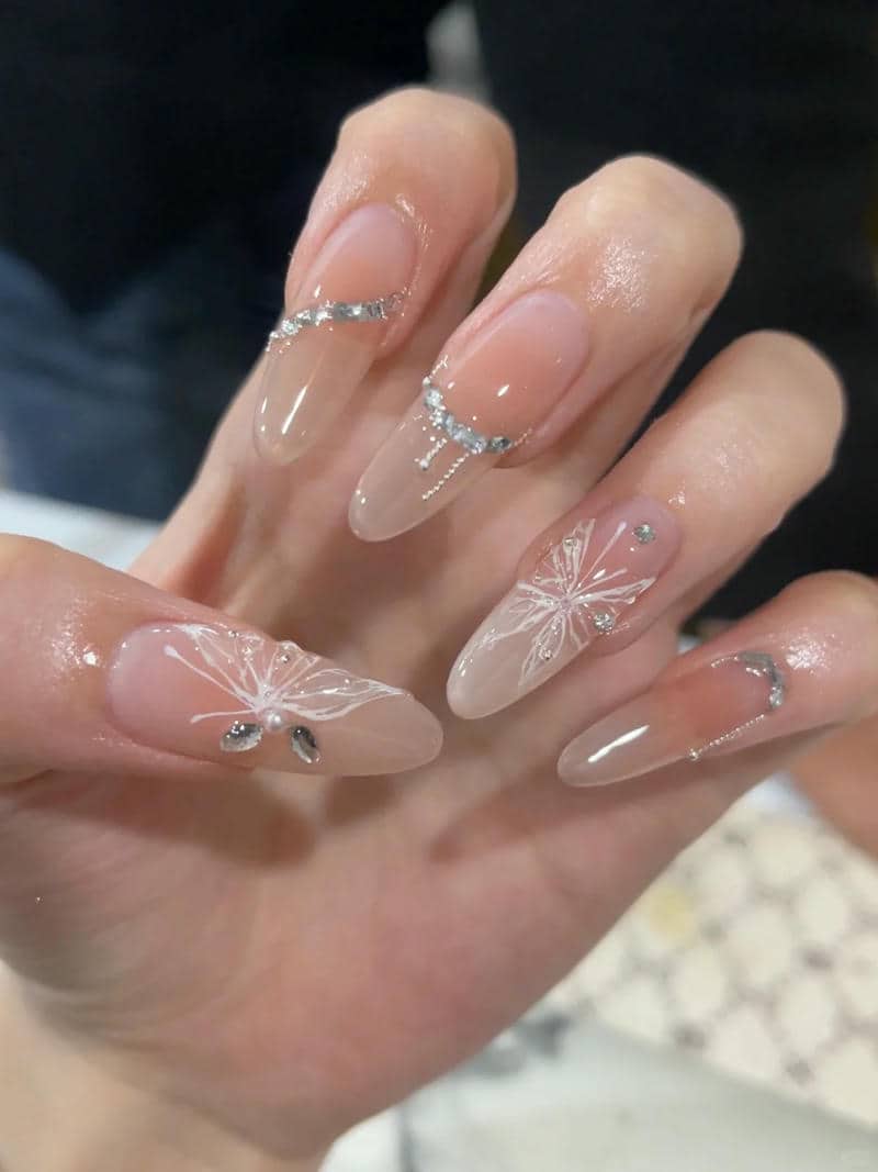 nail con bướm (21)
