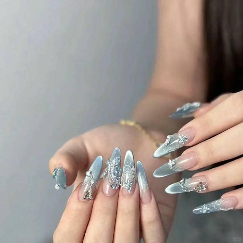 nail con bướm (30)