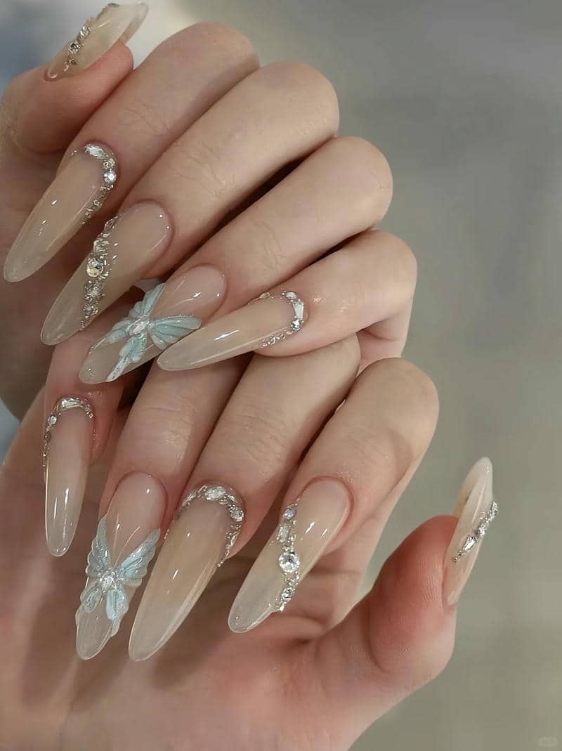 nail con bướm (31)