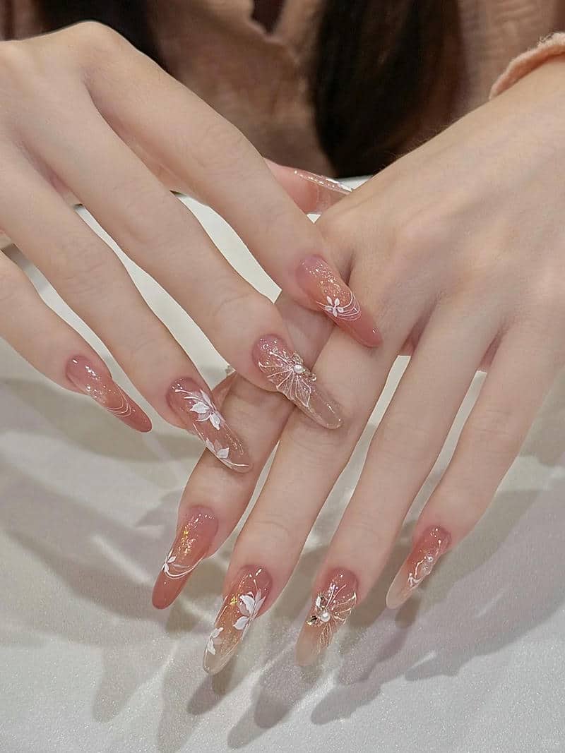 nail con bướm (8)