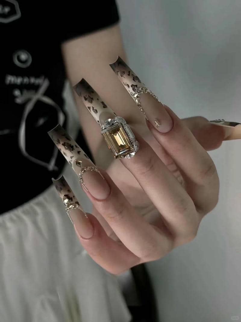 nail da báo (9)