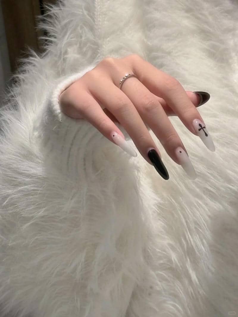 nail đen trắng (19)