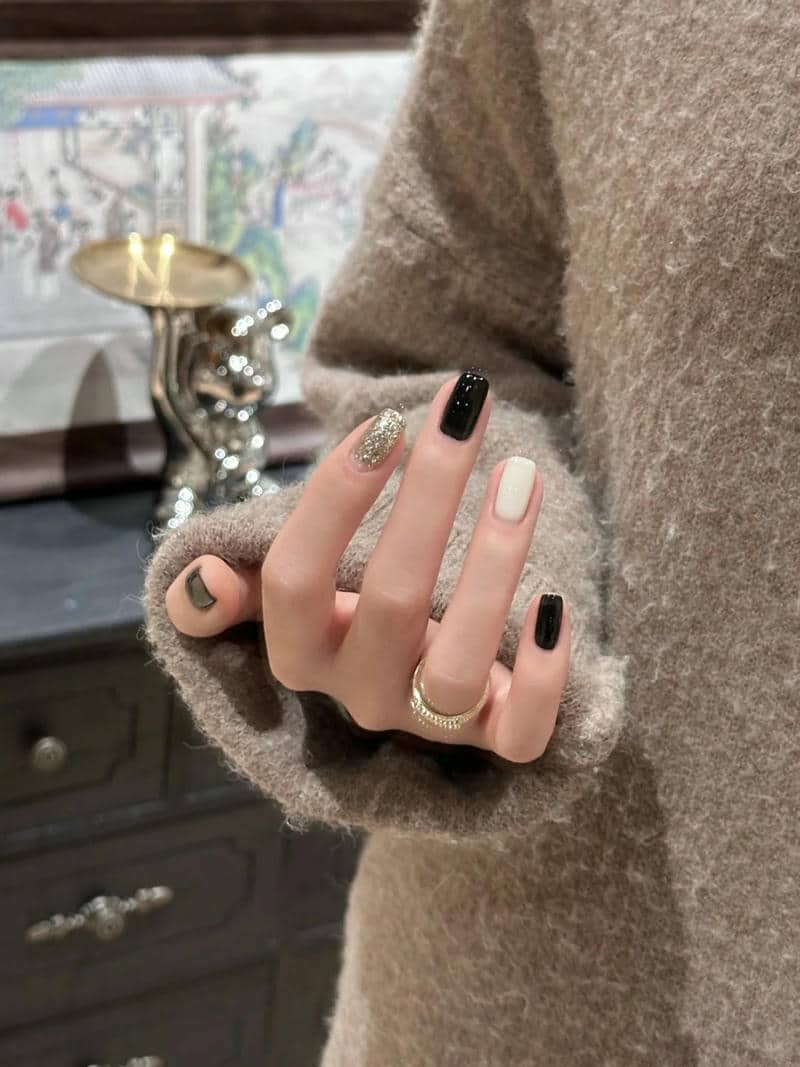 nail đen trắng (8)