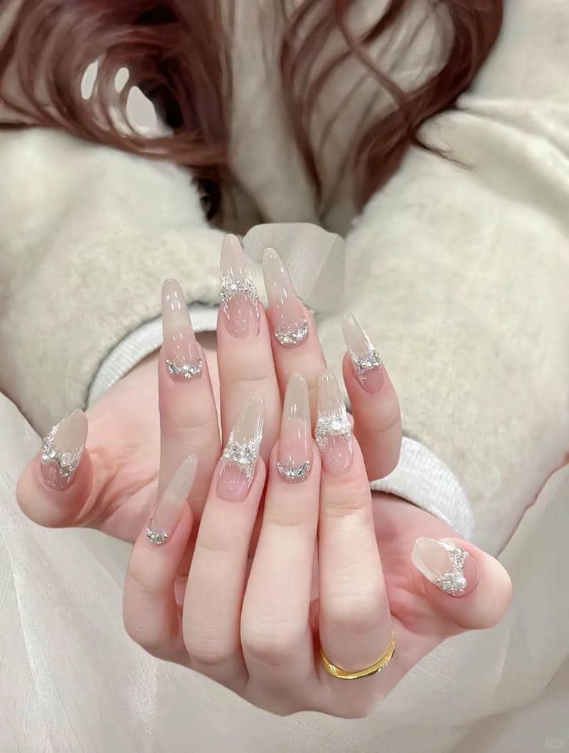 nail đính đá (18)