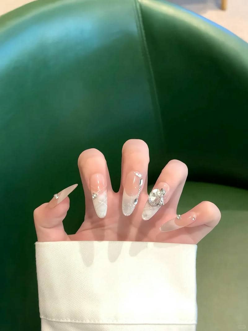 nail đính đá (40)