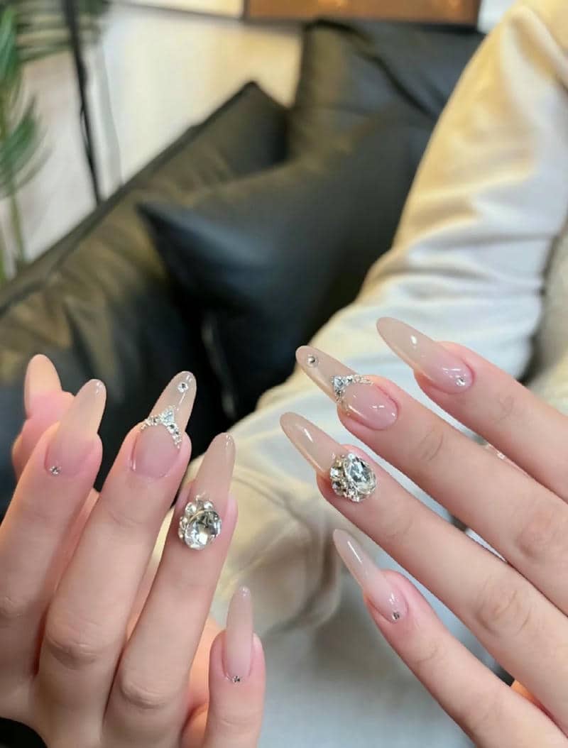 nail hạnh nhân (14)