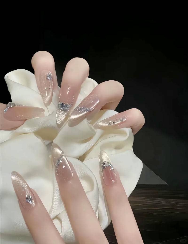 nail hạnh nhân (3)