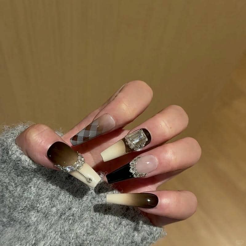 nail kẻ caro (31)