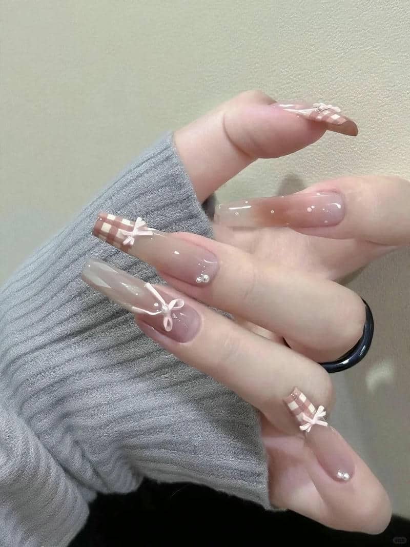 nail kẻ caro (4)