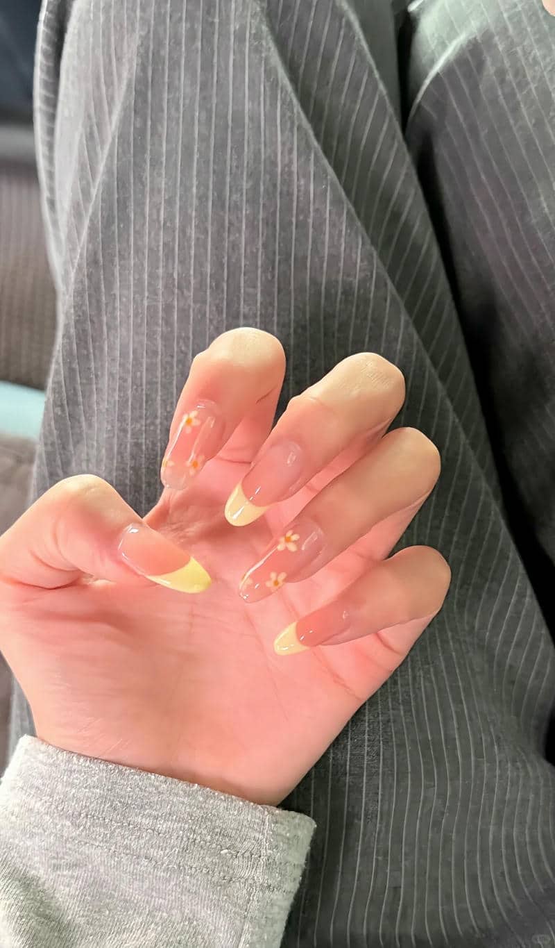 nail màu vàng (3)