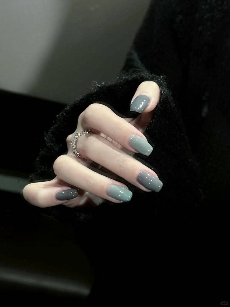 nail màu xám (1)