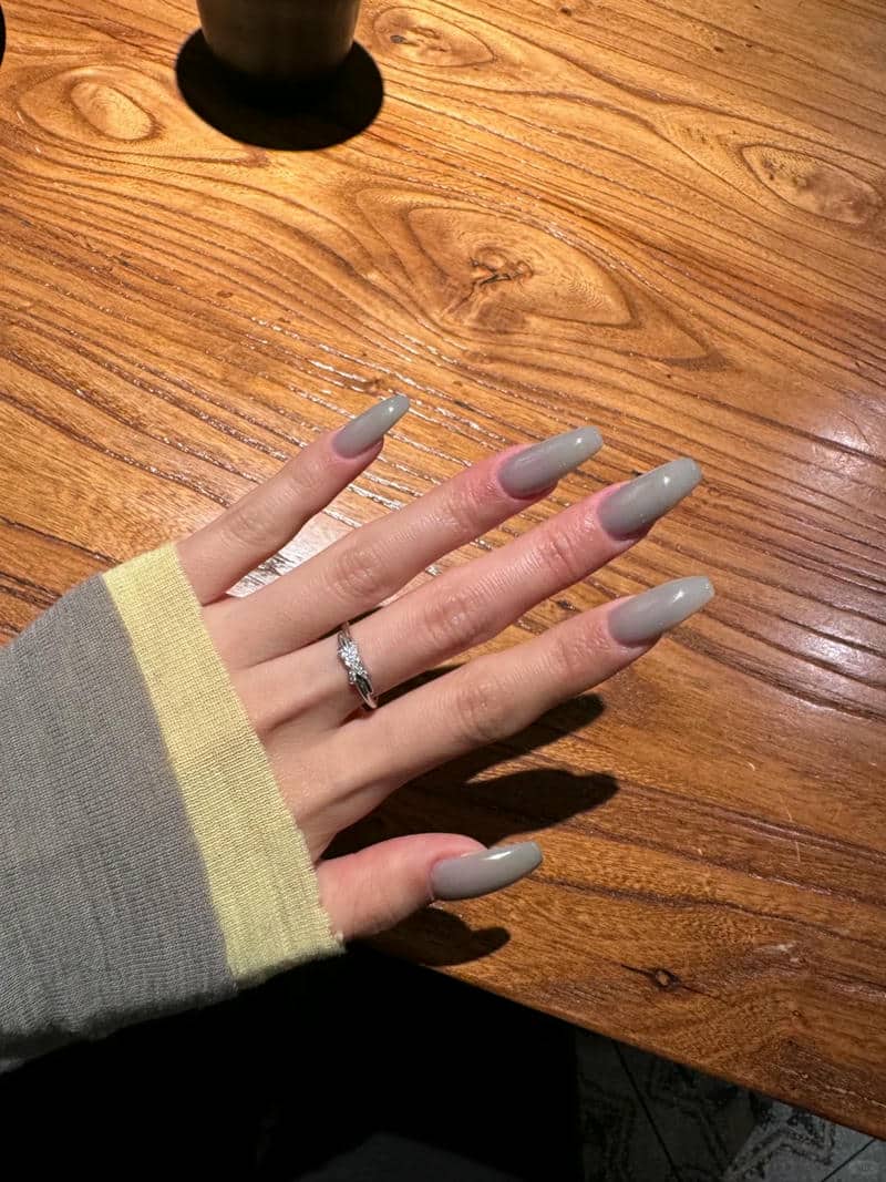 nail màu xám (3)
