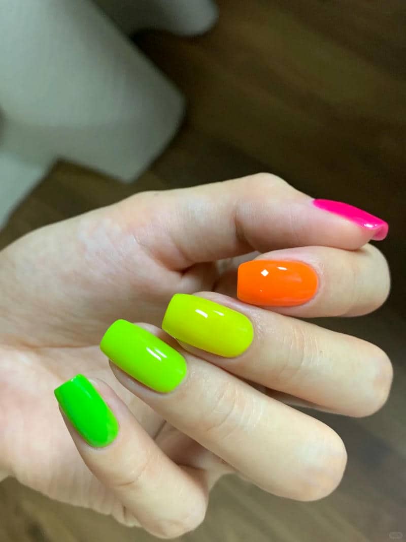 nail neon (32)