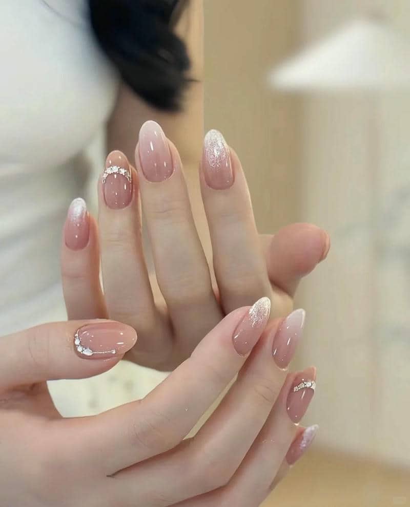 nail tròn (1)