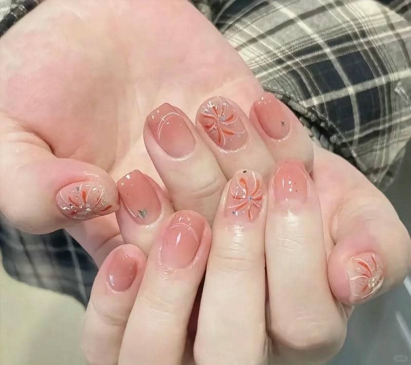 nail vuông (1)