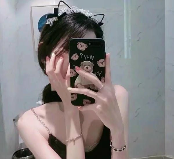 ảnh gái xinh che mặt 2011 (2)