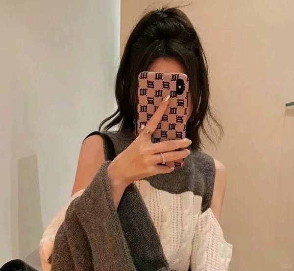 ảnh gái xinh che mặt 2011 (3)