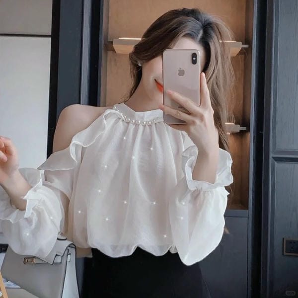 ảnh gái xinh che mặt bằng điện thoại (27)