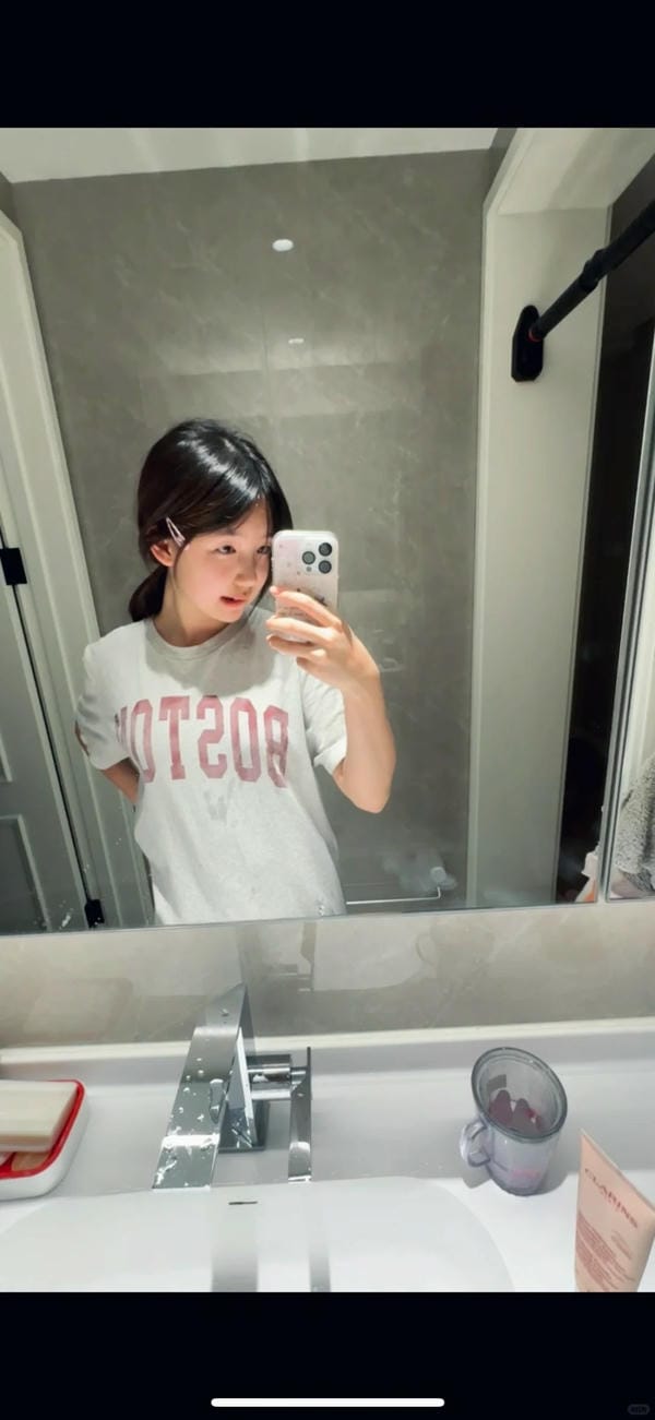 ảnh gái xinh che mặt lớp 5 (1)