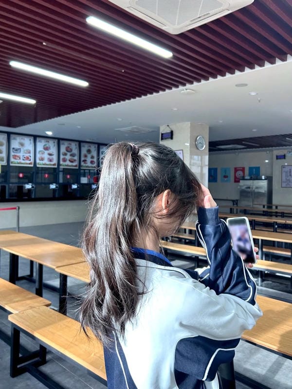 ảnh gái xinh che mặt lớp 5 (18)