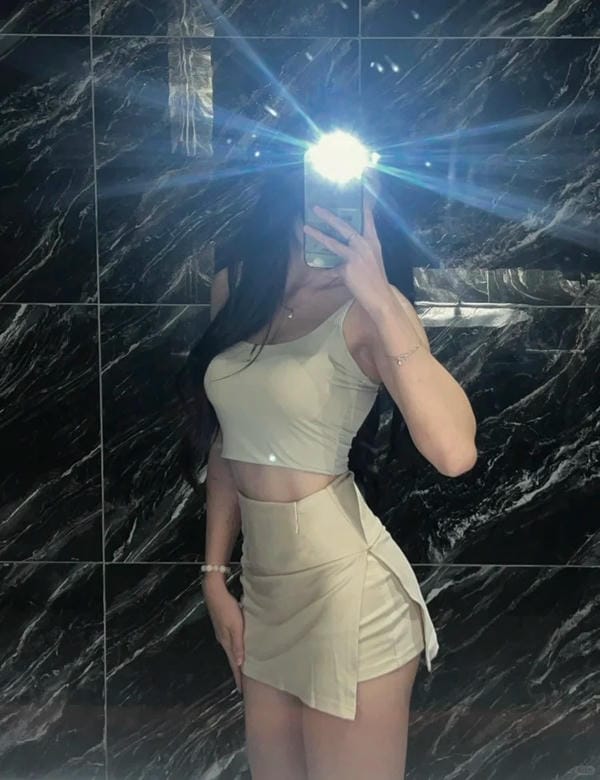 ảnh gái xinh chụp trước gương (6)