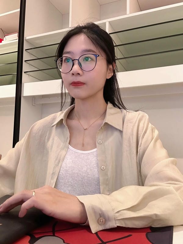 ảnh gái xinh đeo kính (29)