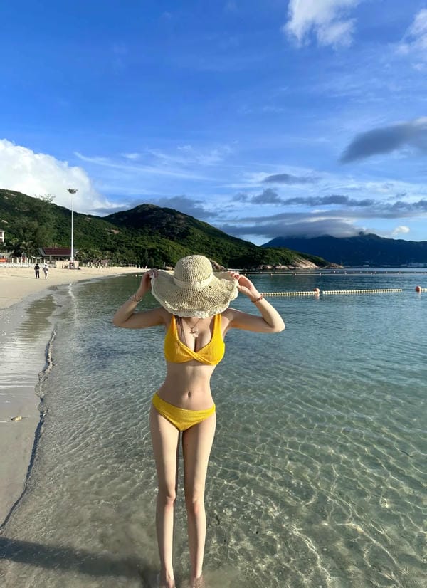 ảnh gái xinh mặc bikini (19)