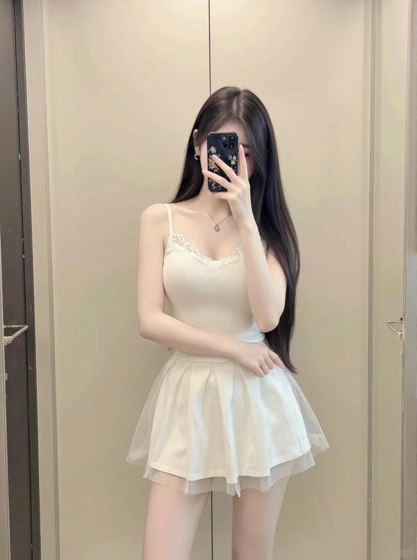 ảnh gái xinh mặc váy ngắn (20)