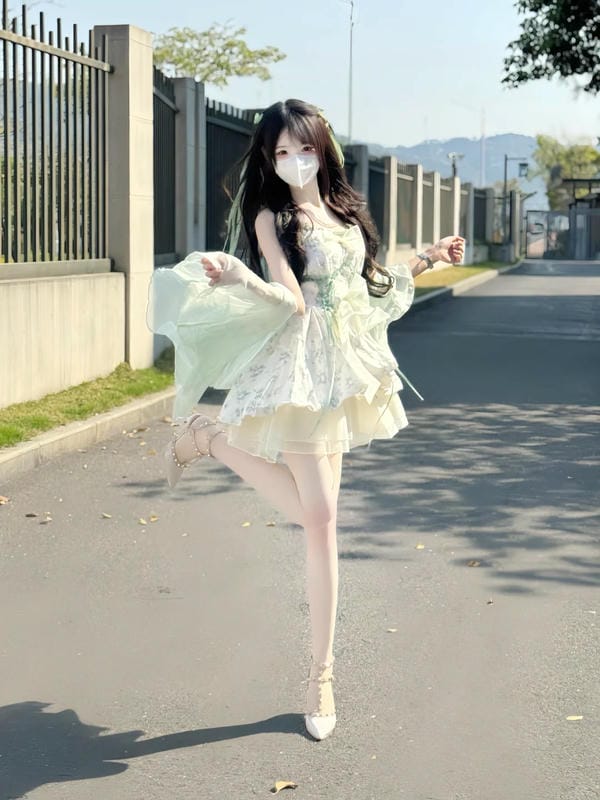 ảnh gái xinh mặc váy ngắn (28)