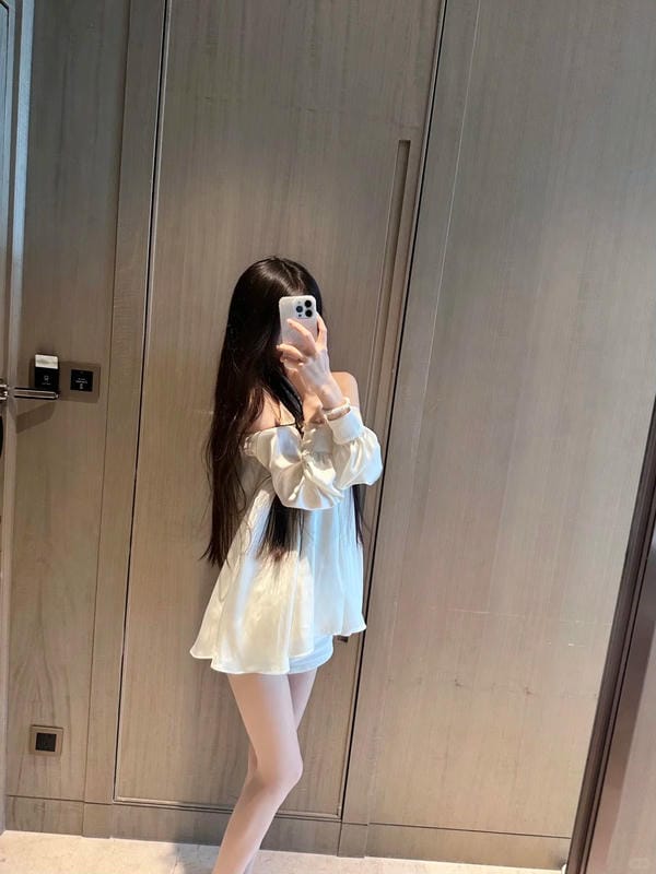 ảnh gái xinh mặc váy ngắn (5)