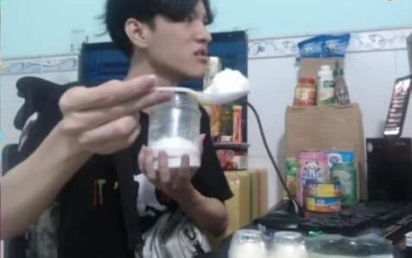 meme uống trà (2)