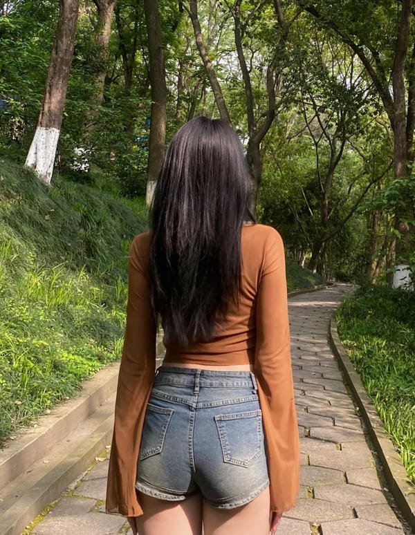 ảnh gái xinh quay lưng (4)