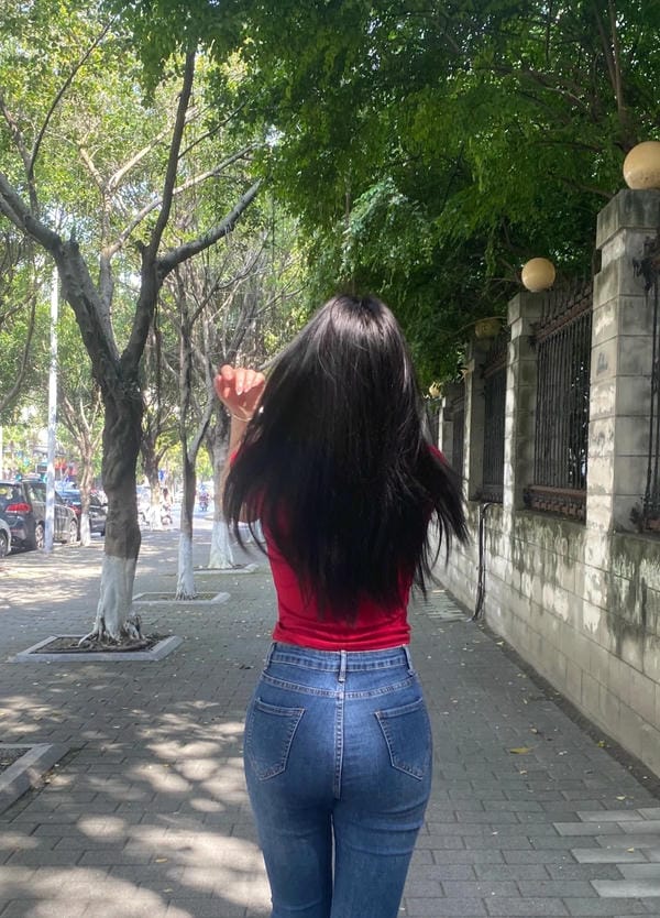 ảnh gái xinh quay lưng (5)