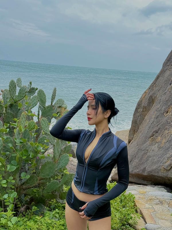 diệp lâm anh bikini (13)