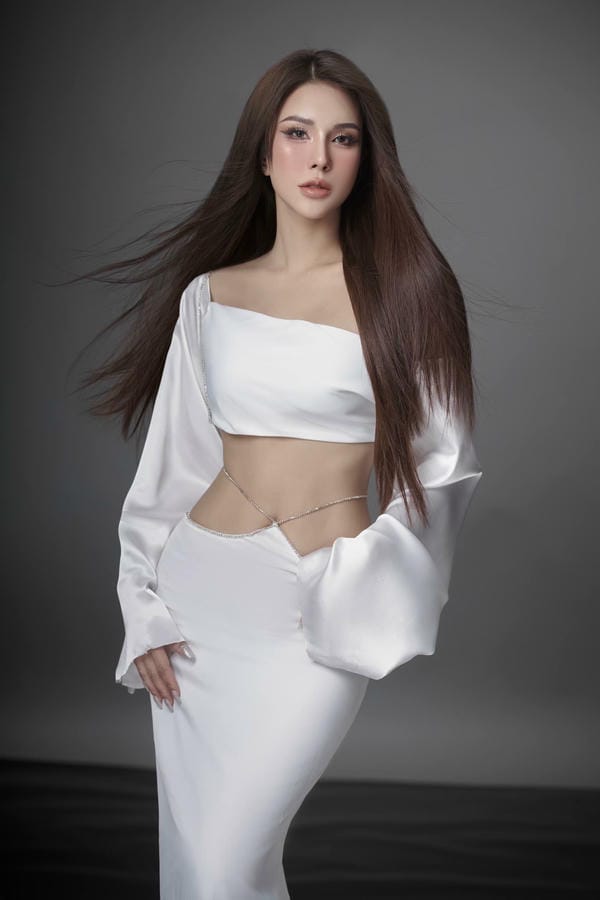 diệp lâm anh bikini (4)