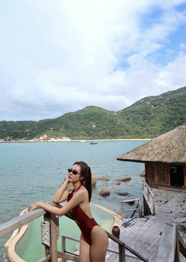 huyền lizzie bikini (11)