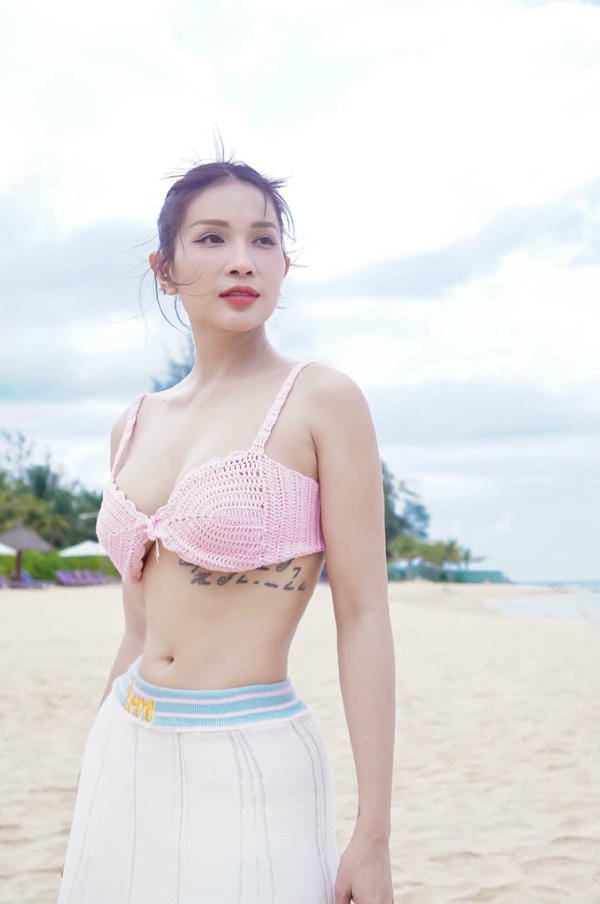 khả như bikini (10)