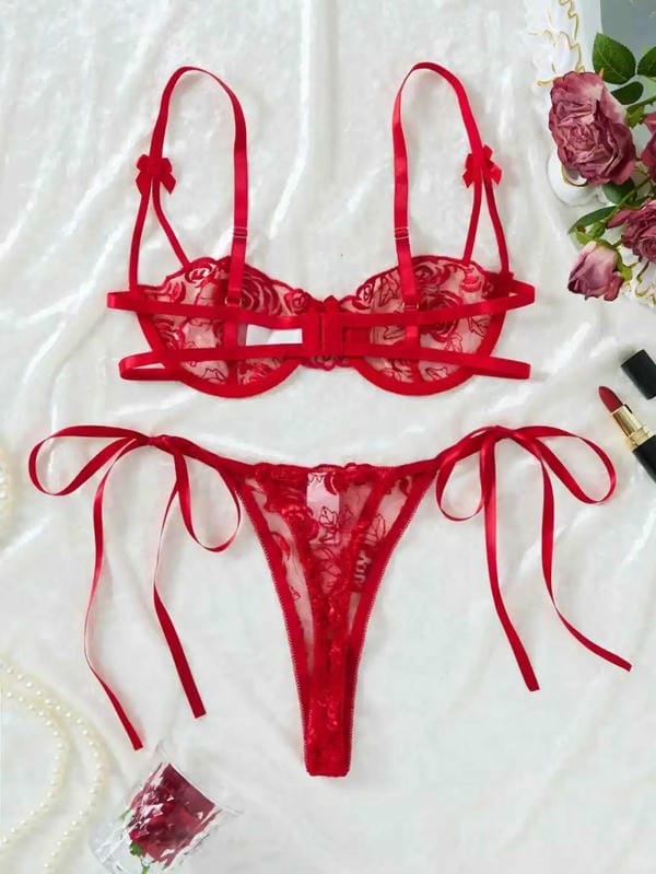 bikini lọt khe màu đỏ (16)