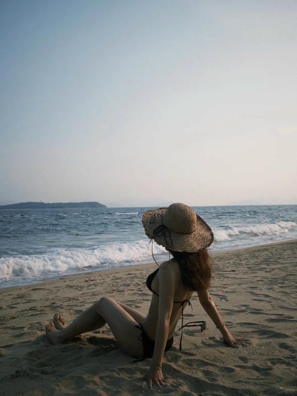 bikini siêu nhỏ và mỏng xuyên thấu (22)