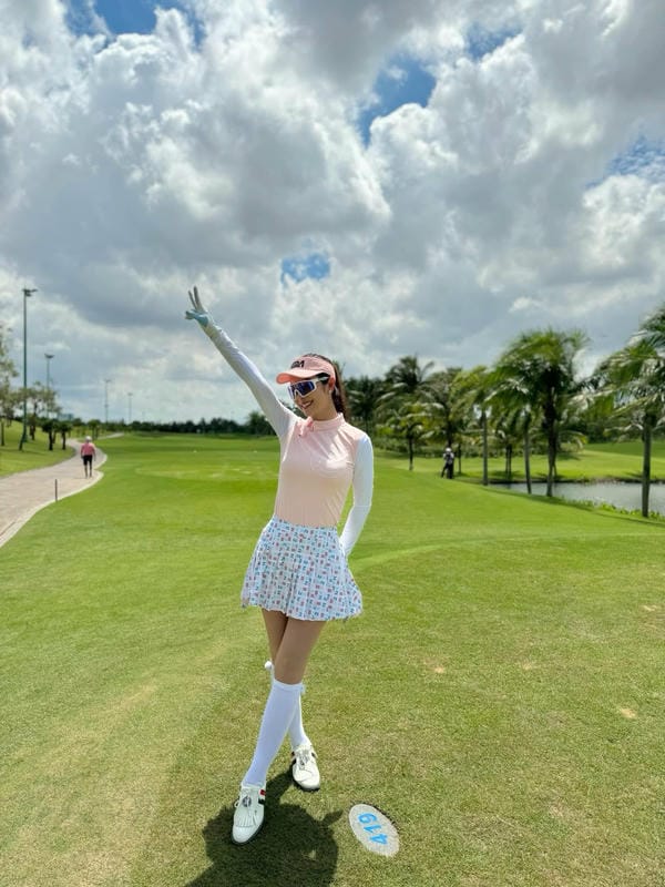 jennifer phạm mặc bikini