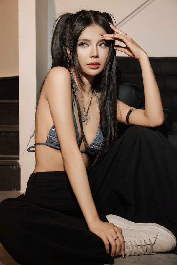 mai dora bikini (16)